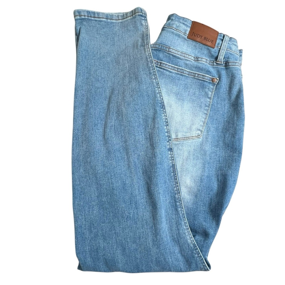 Judy Blue Womens 16W Boyfriend Fit Medium Wash Distressed High Rise‎ Jeans